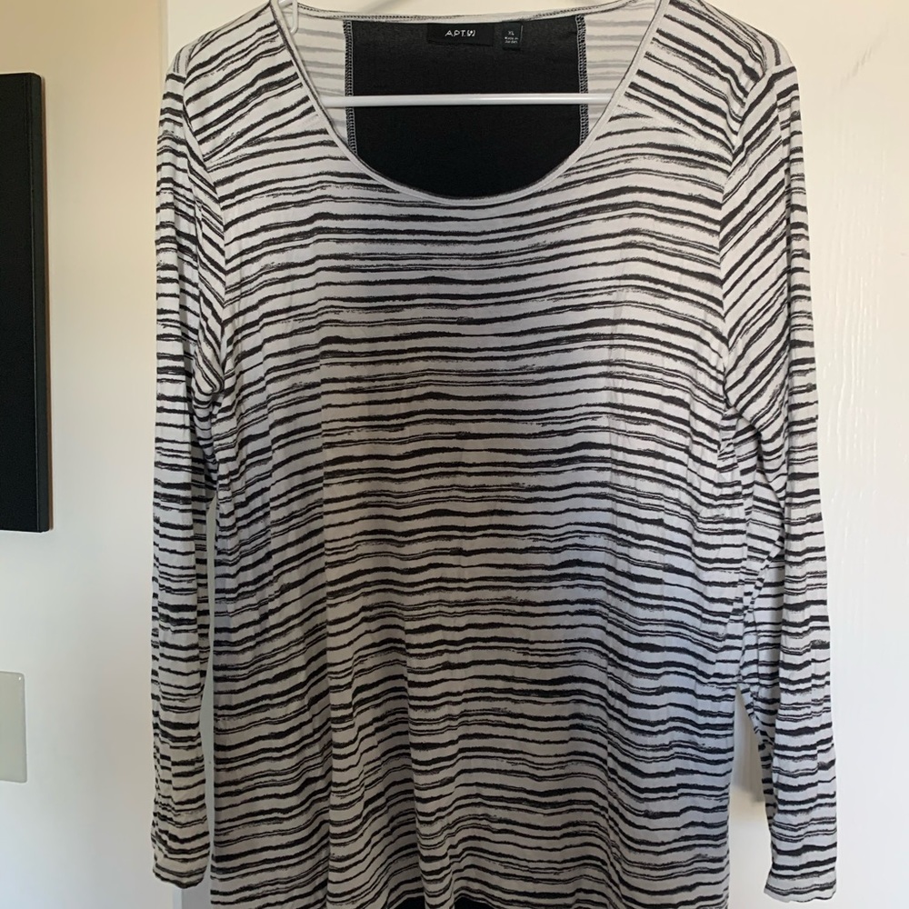 Woman’s dressy top